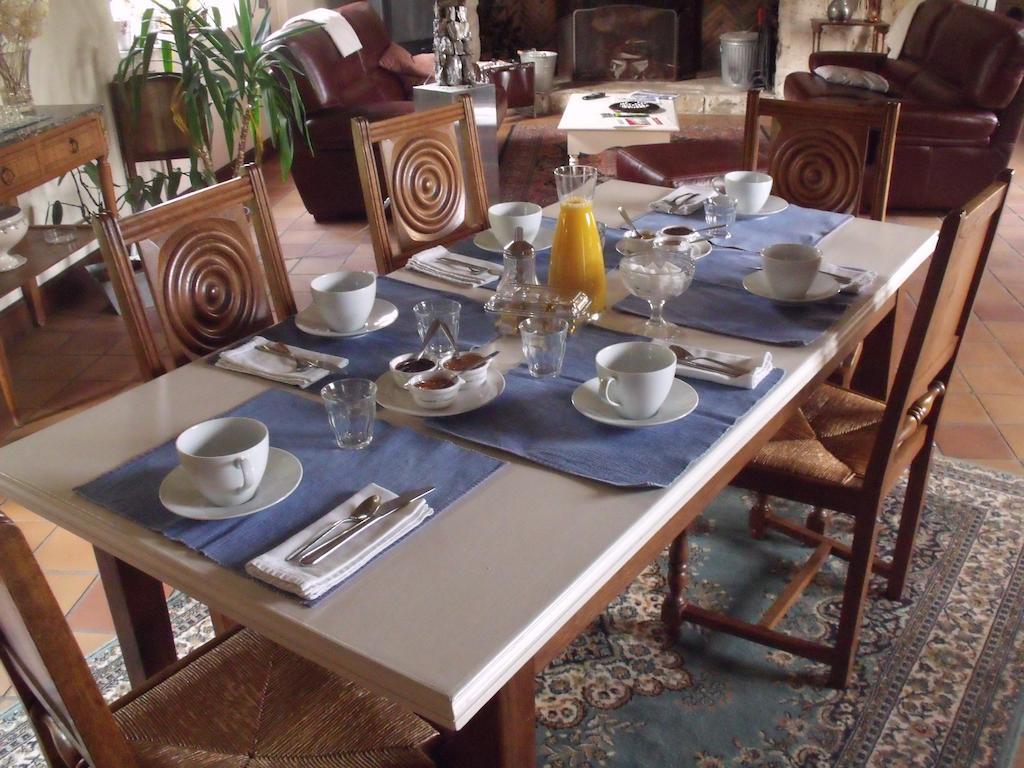Bed and Breakfast Althaea La Ferté-Saint-Cyr Zewnętrze zdjęcie