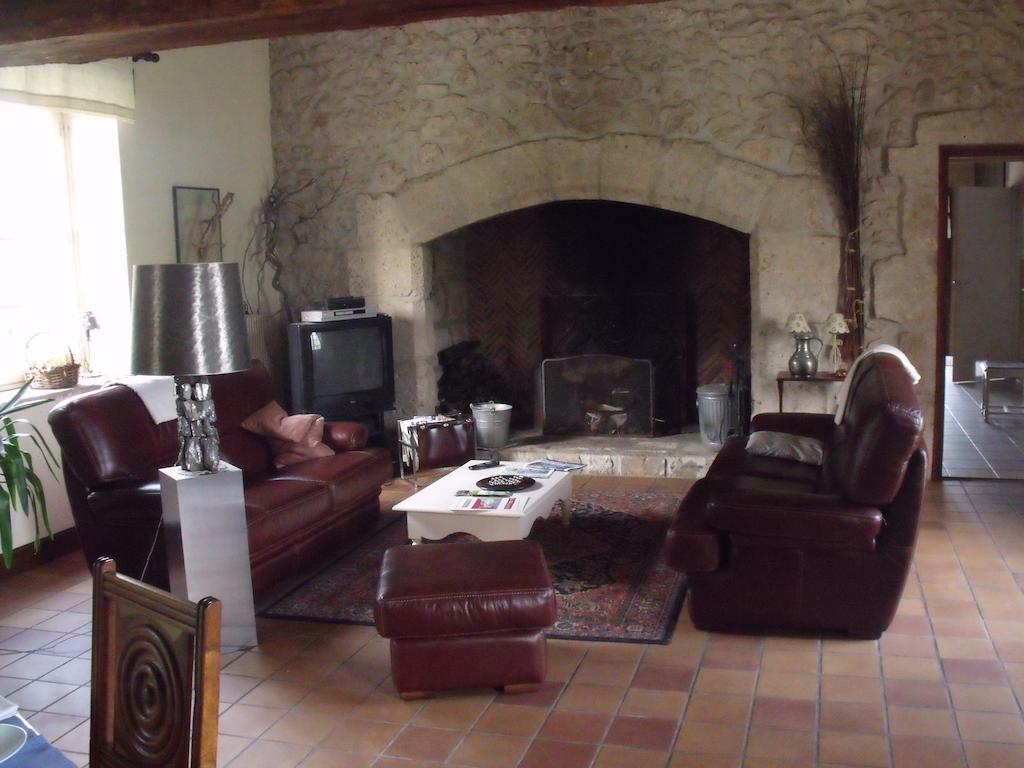 Bed and Breakfast Althaea La Ferté-Saint-Cyr Zewnętrze zdjęcie
